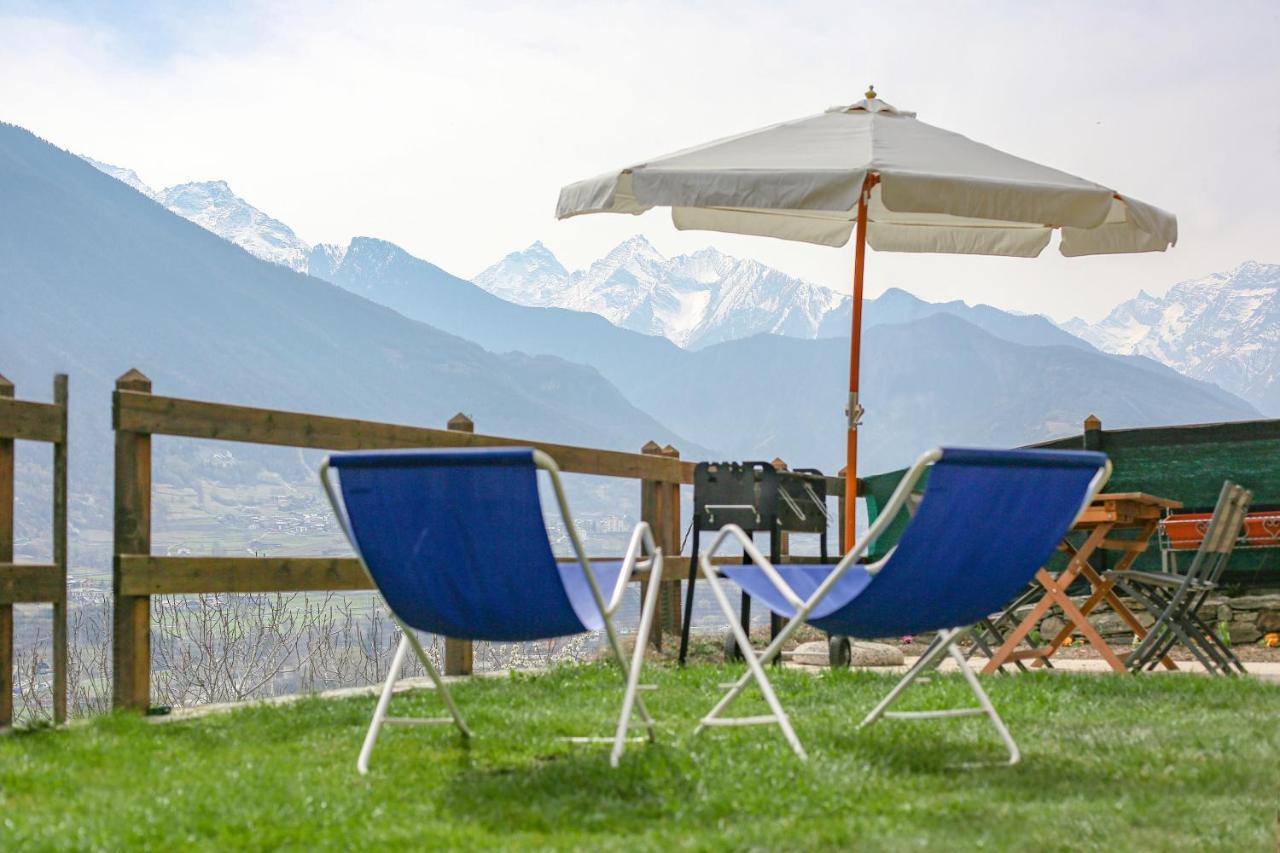 Casa Alpina - Sarre Appartement Aosta Buitenkant foto