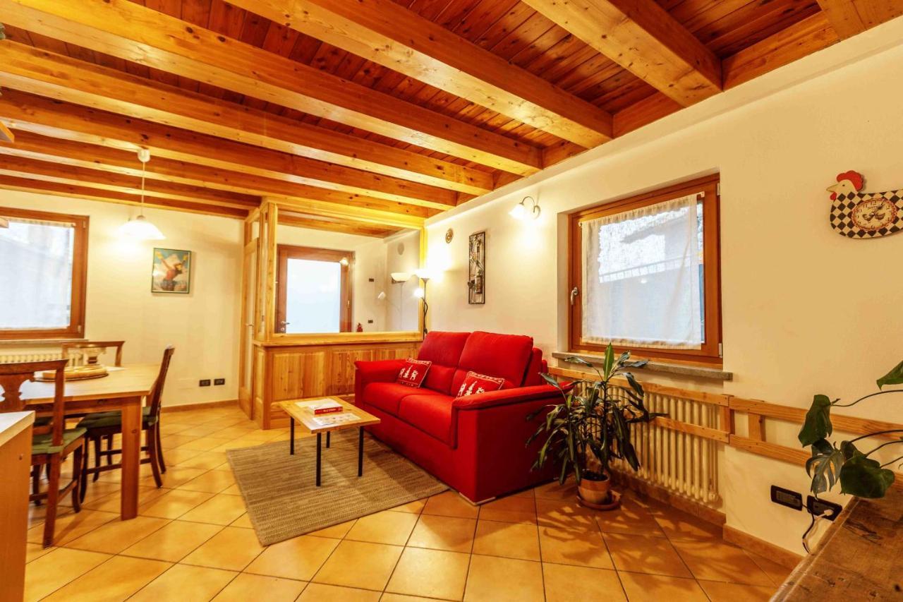 Casa Alpina - Sarre Appartement Aosta Buitenkant foto