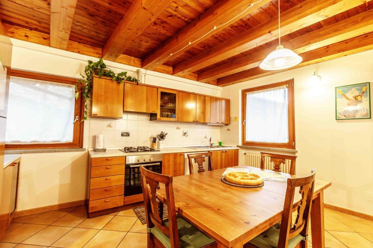 Casa Alpina - Sarre Appartement Aosta Buitenkant foto