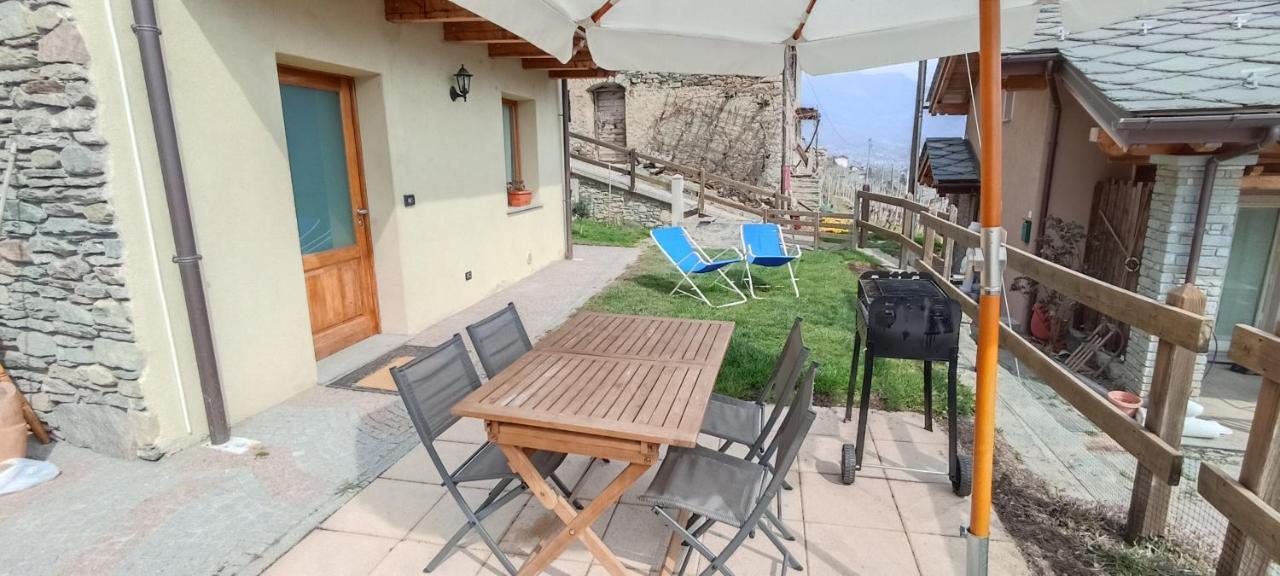 Casa Alpina - Sarre Appartement Aosta Buitenkant foto